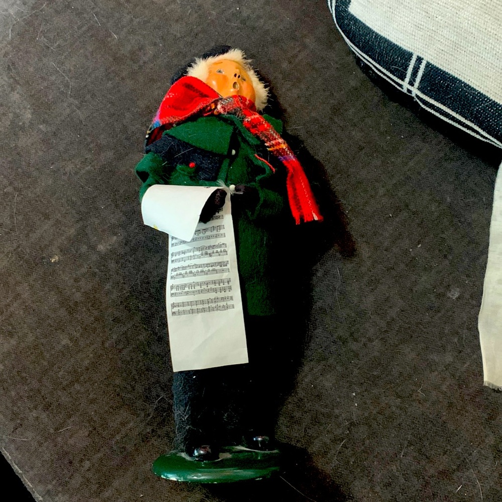 Byers choice caroler